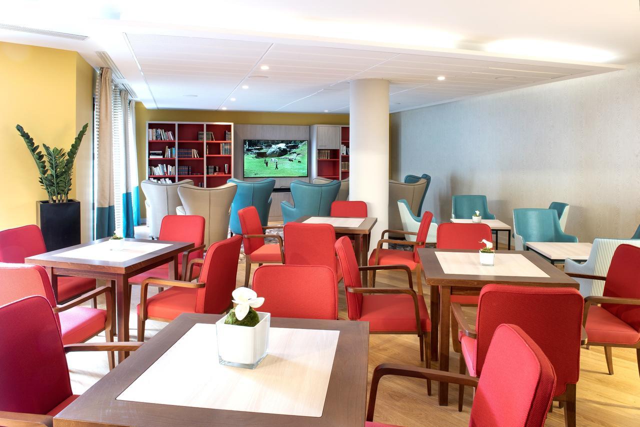 Domitys La Palombine Aparthotel Saint-Raphaël Buitenkant foto